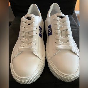 Authentic Men’s Versace sneakers size 40. No Box New Condition.